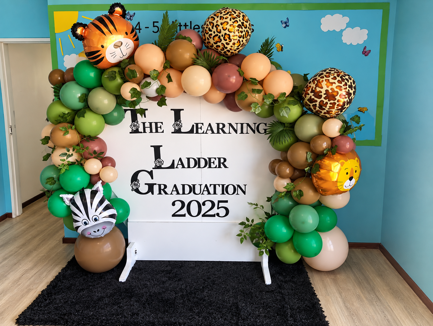 Balloon backdrop setup